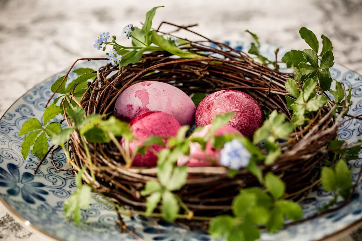 Tradycyjne rybne potrawy na Wielkanoc – co warto podać?
